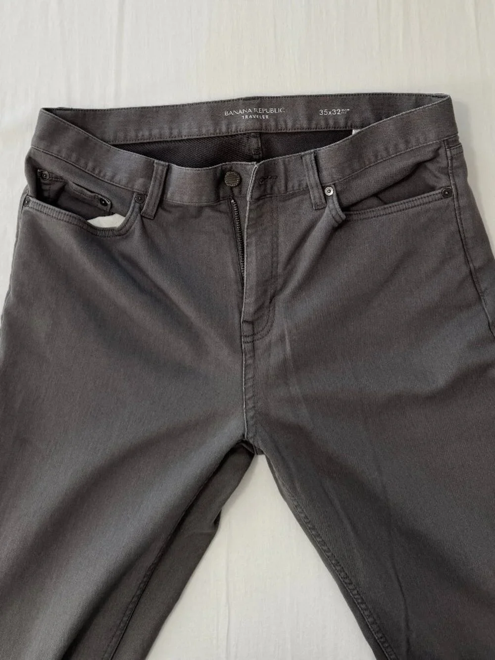 Banana Republic Men's Traveler Pants Slim Fit